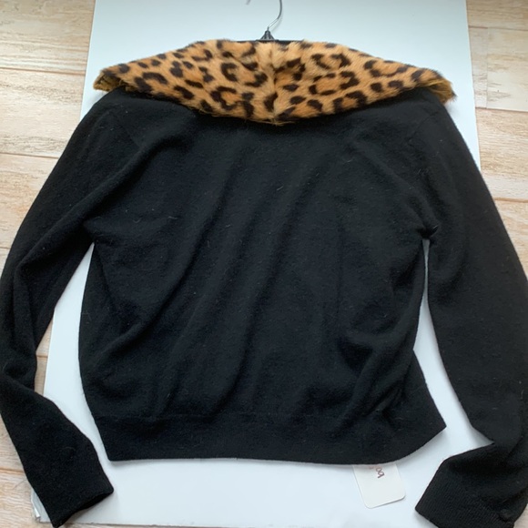 Vintage Luxury Garage Sale Real Fur Leopard🐆Animal Print Cropped Black Cardigan - Picture 10 of 15